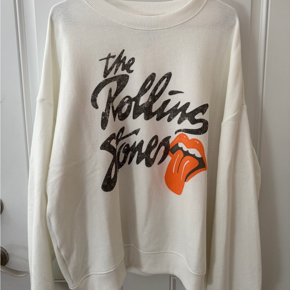 American Eagle Outfitters Cream Sweatshirt